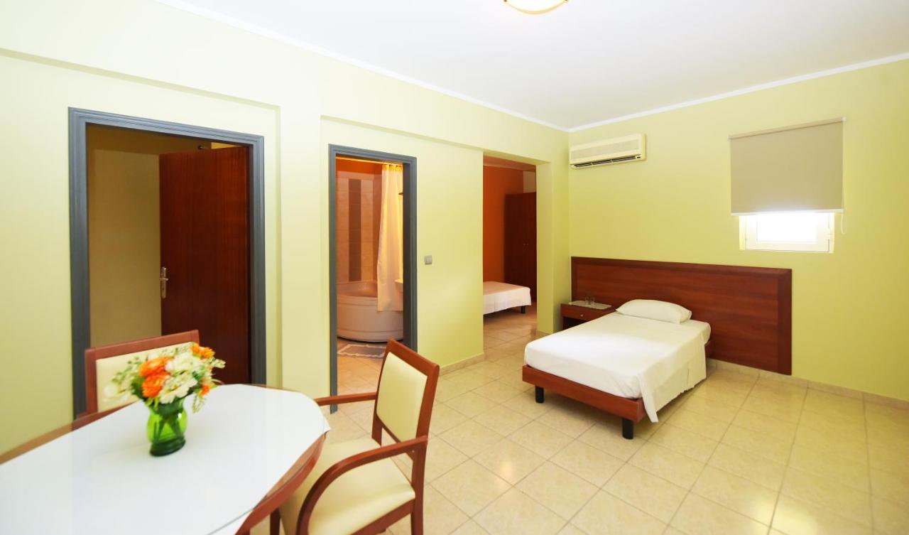 Esmeralda Hotel Kremastí Екстериор снимка