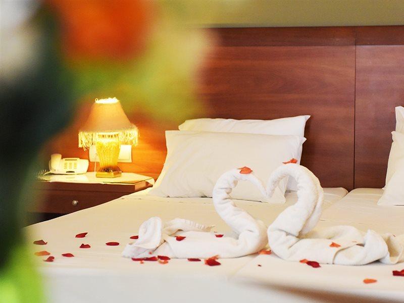 Esmeralda Hotel Kremastí Екстериор снимка