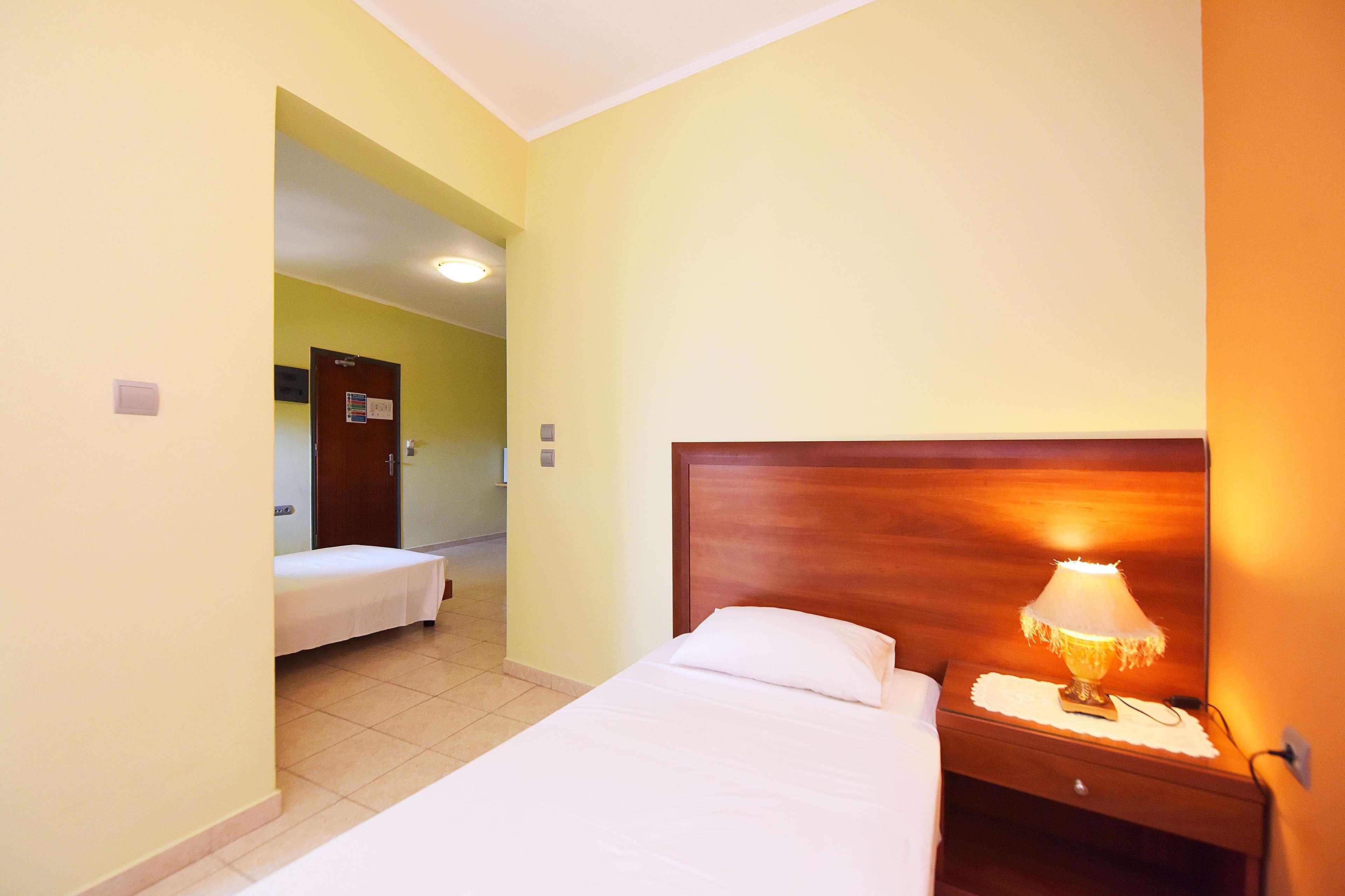 Esmeralda Hotel Kremastí Екстериор снимка
