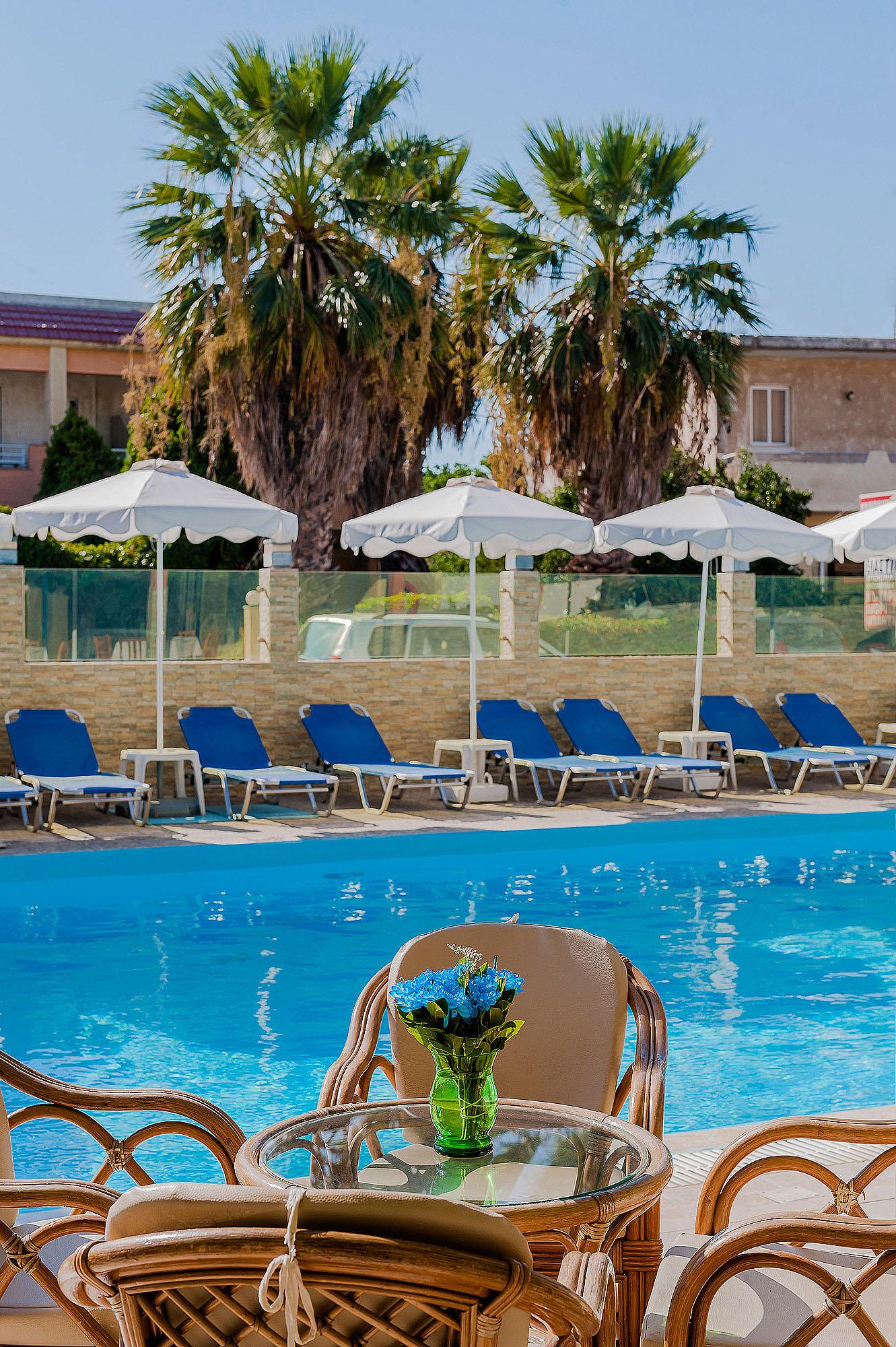 Esmeralda Hotel Kremastí Екстериор снимка