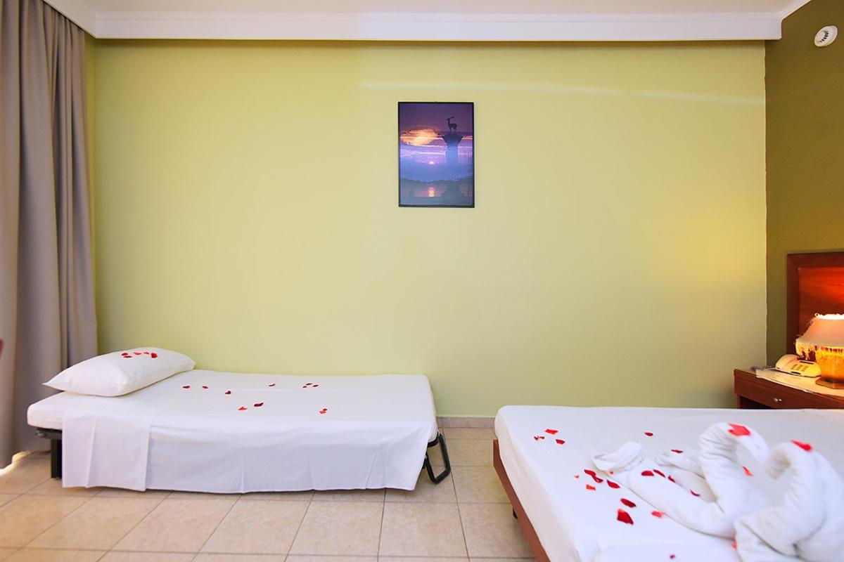 Esmeralda Hotel Kremastí Екстериор снимка